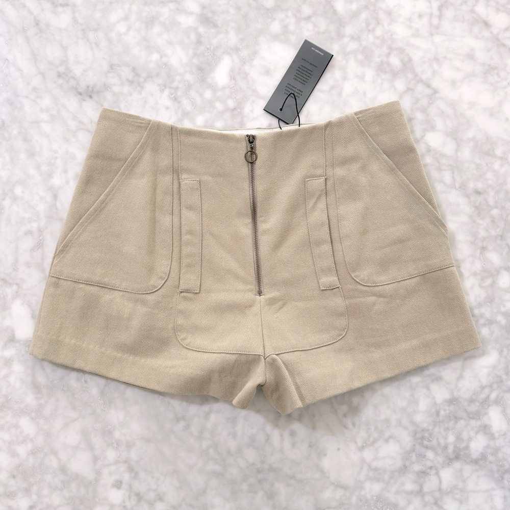 SIR. The Label shorts